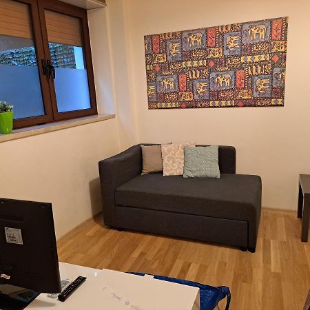 Residenza Marvasi 10 Apartment กาแซร์ตา ภายนอก รูปภาพ