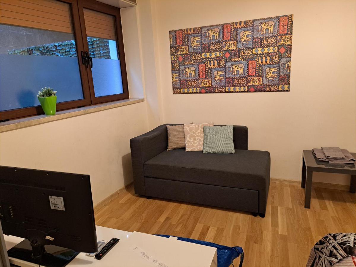 Residenza Marvasi 10 Apartment กาแซร์ตา ภายนอก รูปภาพ