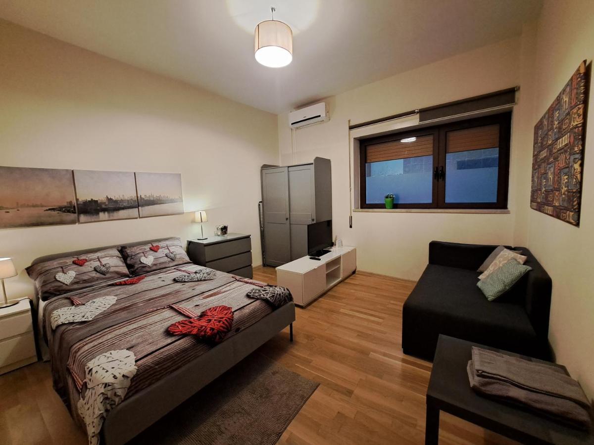 Residenza Marvasi 10 Apartment กาแซร์ตา ภายนอก รูปภาพ